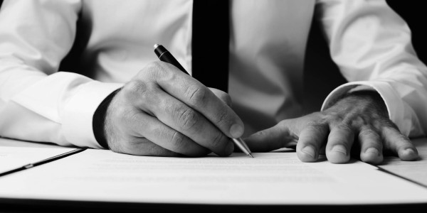Permisos de Residencia y Trabajo / Visados / Golden Visa La Serna del Monte · Permisos para Formación / Estudios